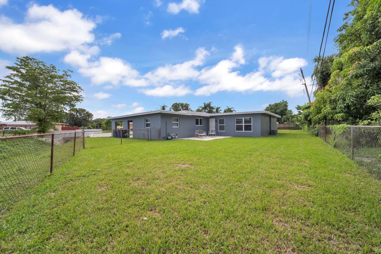 Sweet Escape 5 Br/2Ba Min From Airport And Beach Fort Lauderdale Exterior photo